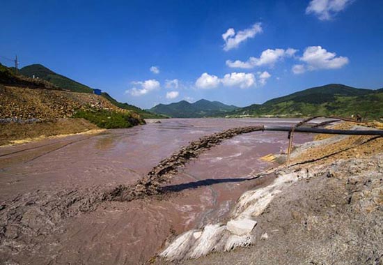 湿排尾矿库